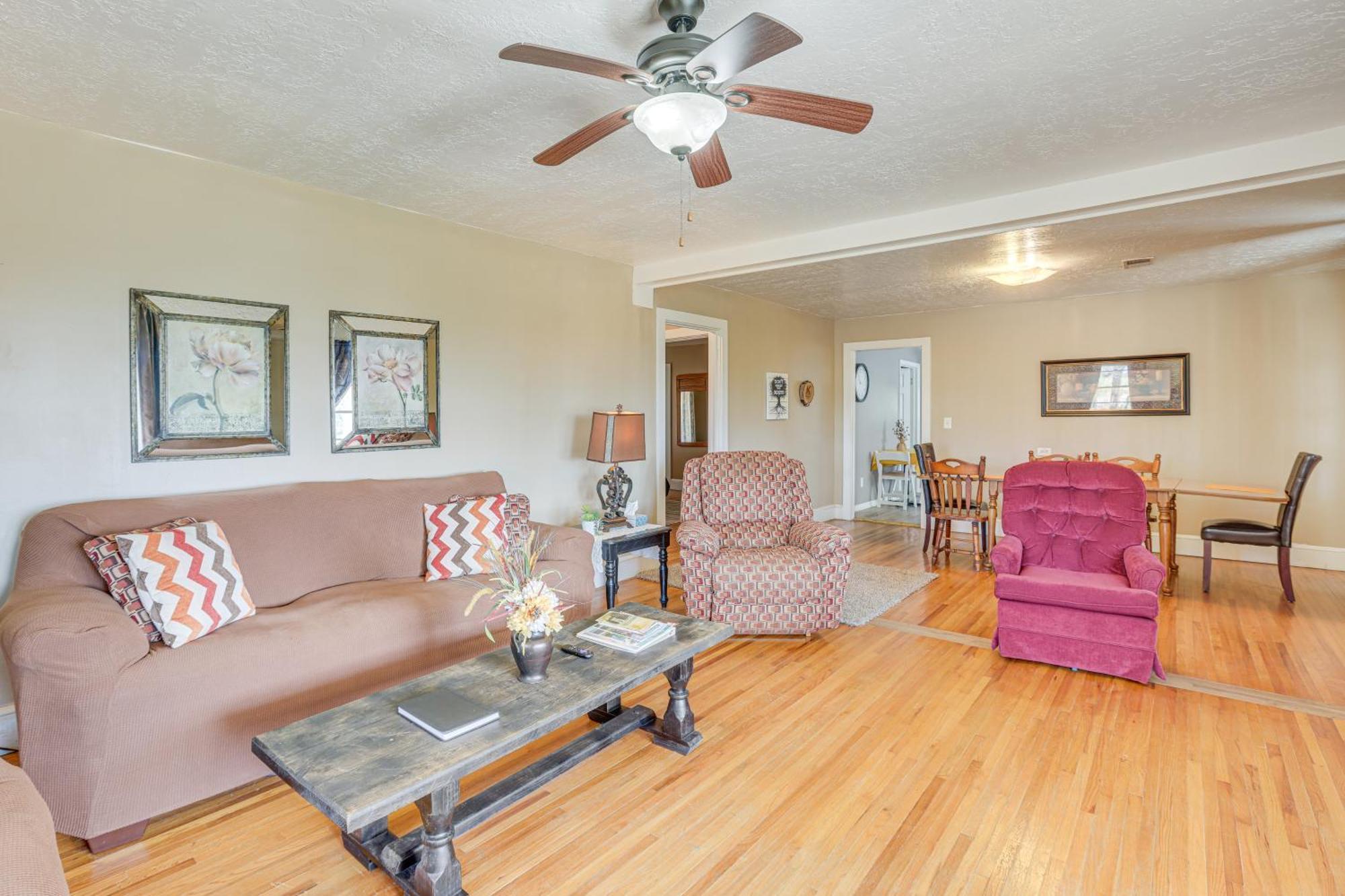 Charming Gadsden Home With Golf Course Views! 外观 照片